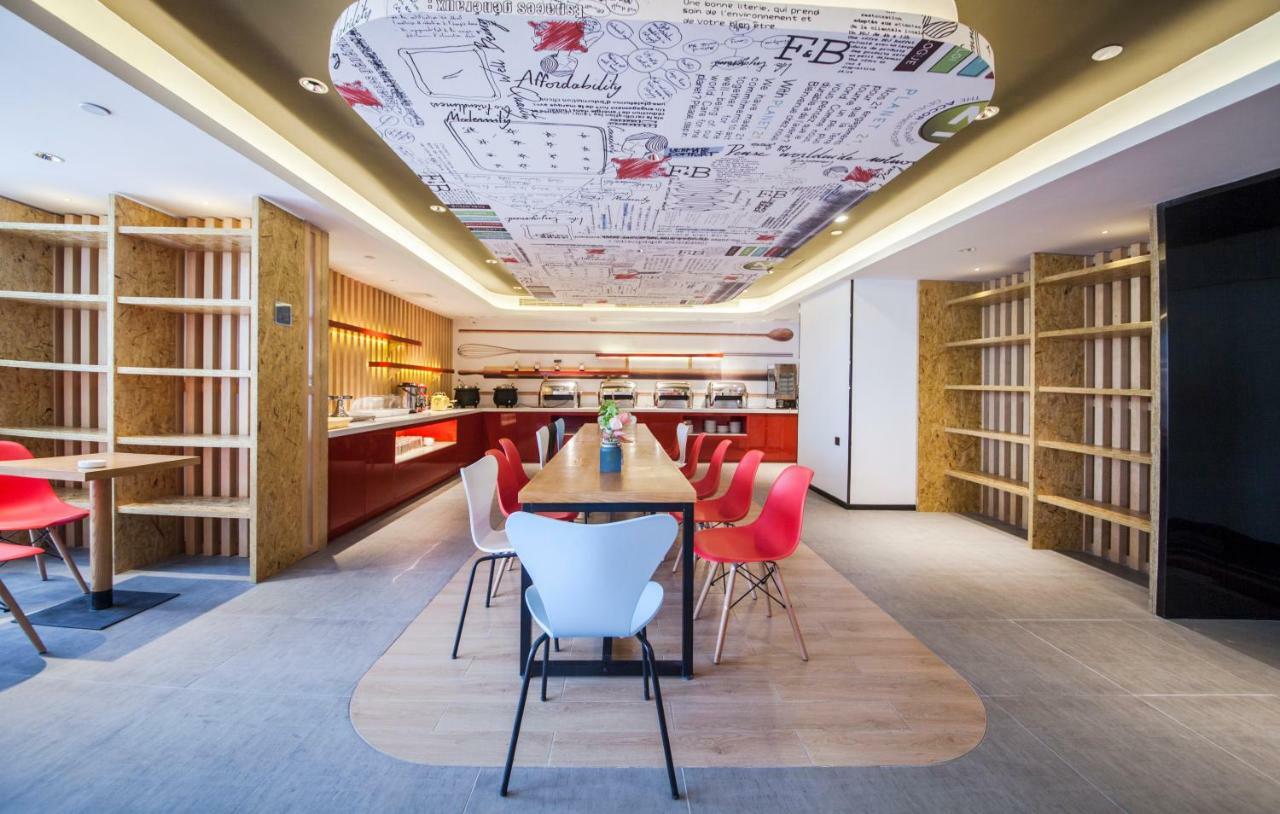 Ibis Nantong Middle Renmin Rd Hotel Exterior photo